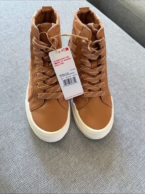 Women's High-Top Casual Sneaker in Tan - Comfortable Everyday Style Roxy Marina